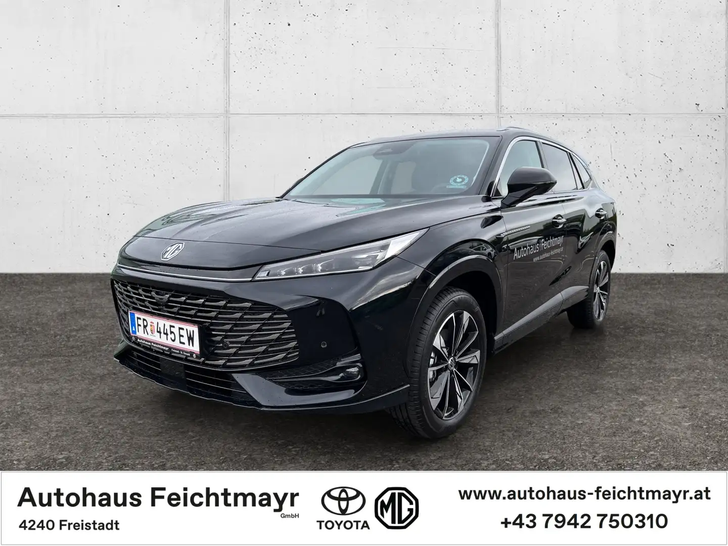 MG HS Benzin Luxury 1,5 FWD 6-Gang Schalter 5t. Schwarz - 1