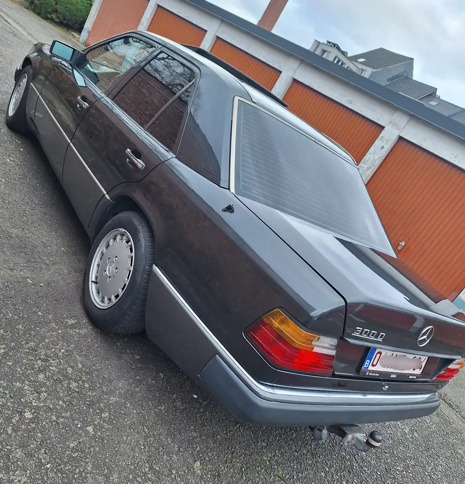 Mercedes-Benz 300 6 cylindrée *Automatique *, foto 2