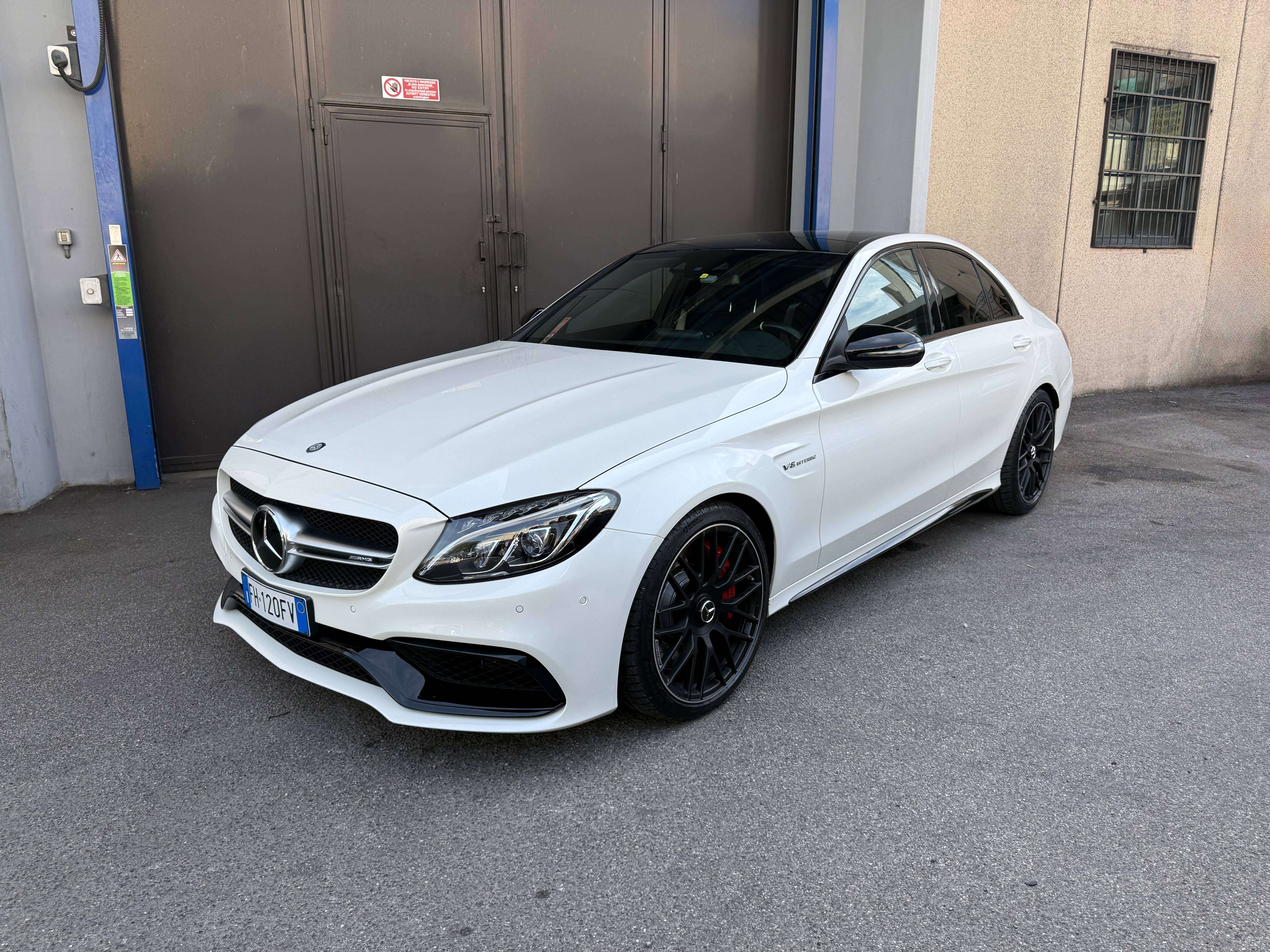 Mercedes-Benz C 63 AMG