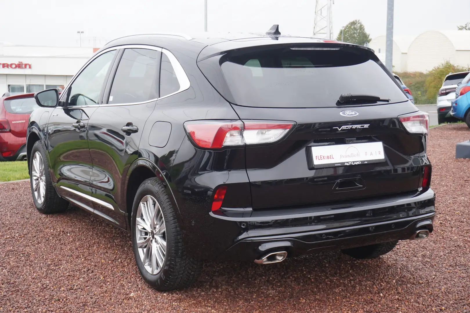 Ford Kuga 2.5 PHEV Aut. Vignale LED Navi ACC Leder Schwarz - 2