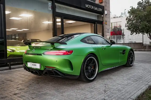 Mercedes-Benz Amg GT view 7