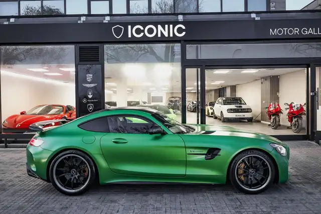 Mercedes-Benz Amg GT view 6