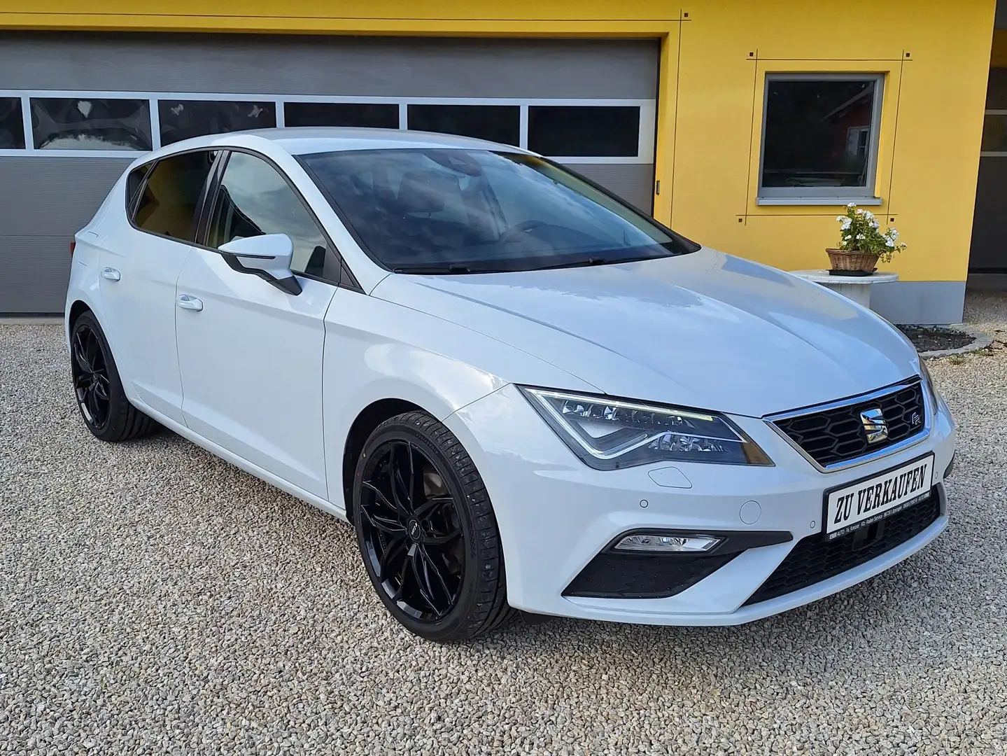 SEAT Leon FR Weiß - 2