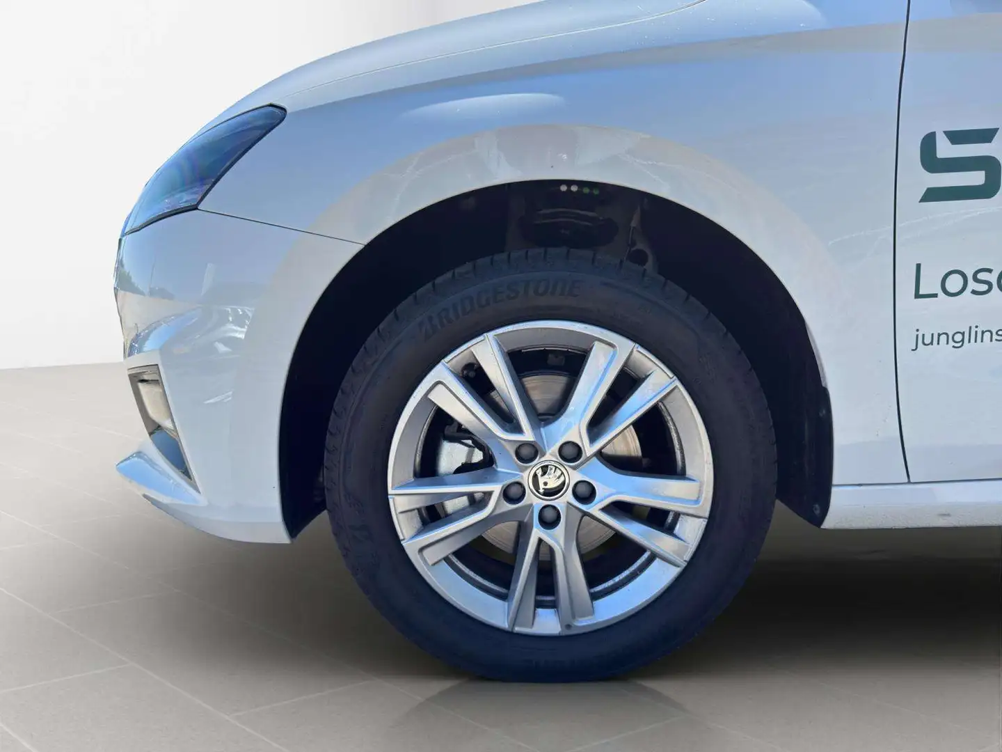 Skoda Fabia Selection 1.0 TSI 115 PS DSG7 Blanc - 2