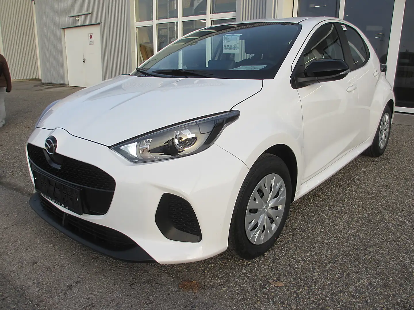 Mazda 2 Mazda2 Hybrid Prime Line Aut. Weiß - 2