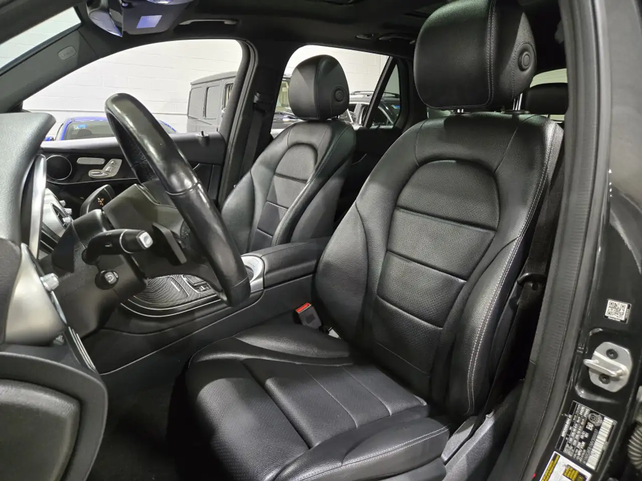 Mercedes-Benz GLC снимка Mercedes-Benz GLC