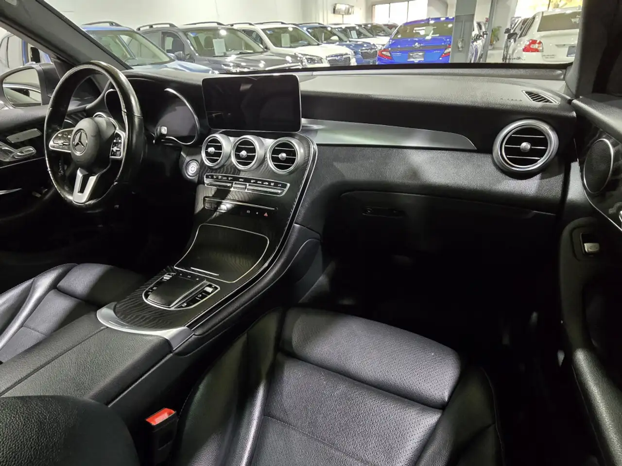 Mercedes-Benz GLC снимка Mercedes-Benz GLC