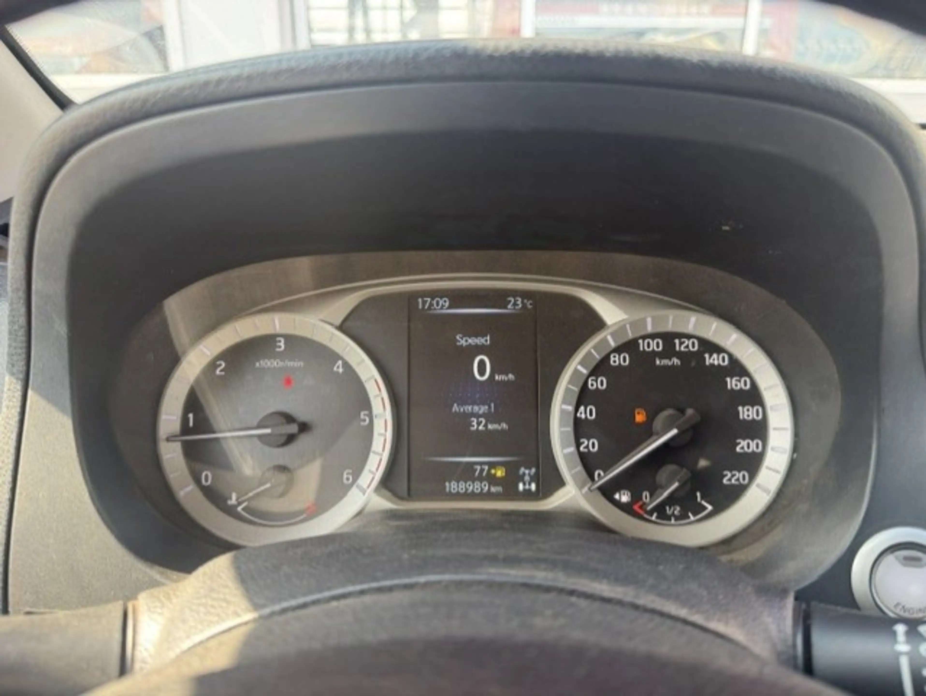 Nissan Navara 2.3 dCi N-Connecta King Cab 4WD - 1e eigenaar — photo 21