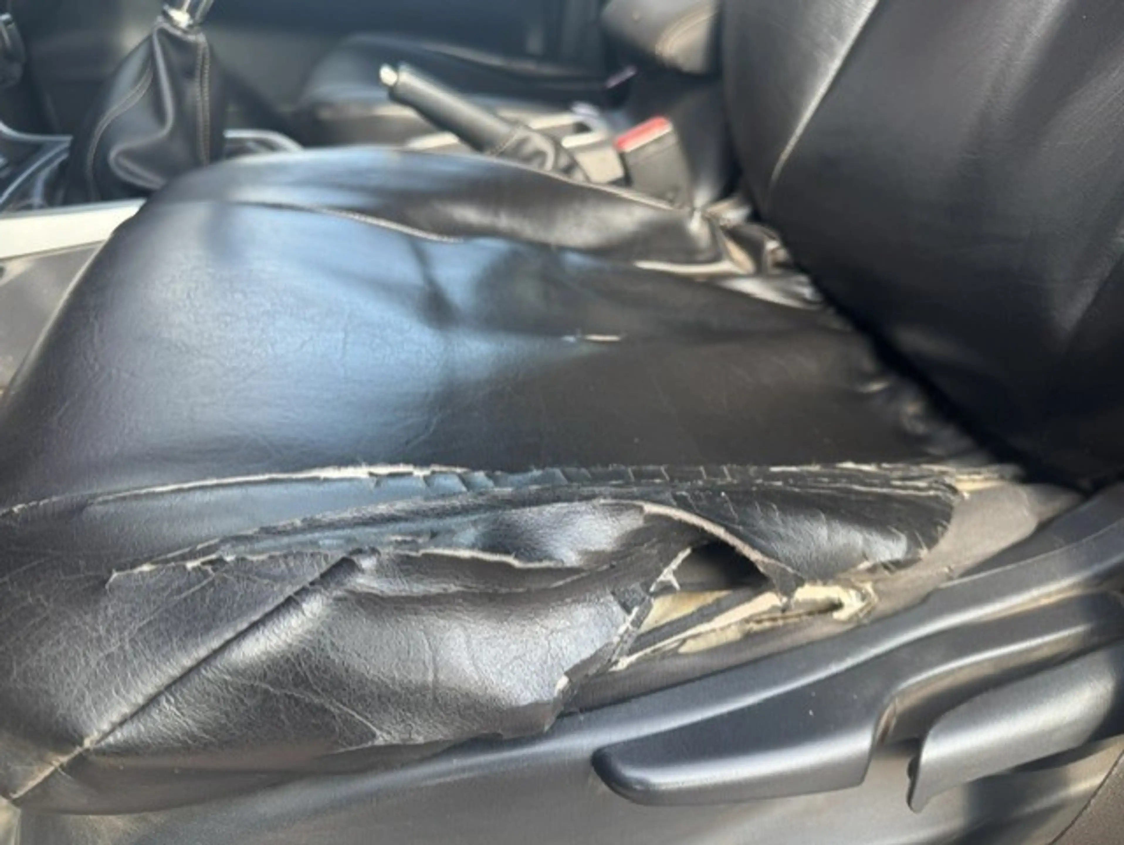 Nissan Navara 2.3 dCi N-Connecta King Cab 4WD - 1e eigenaar — photo 22