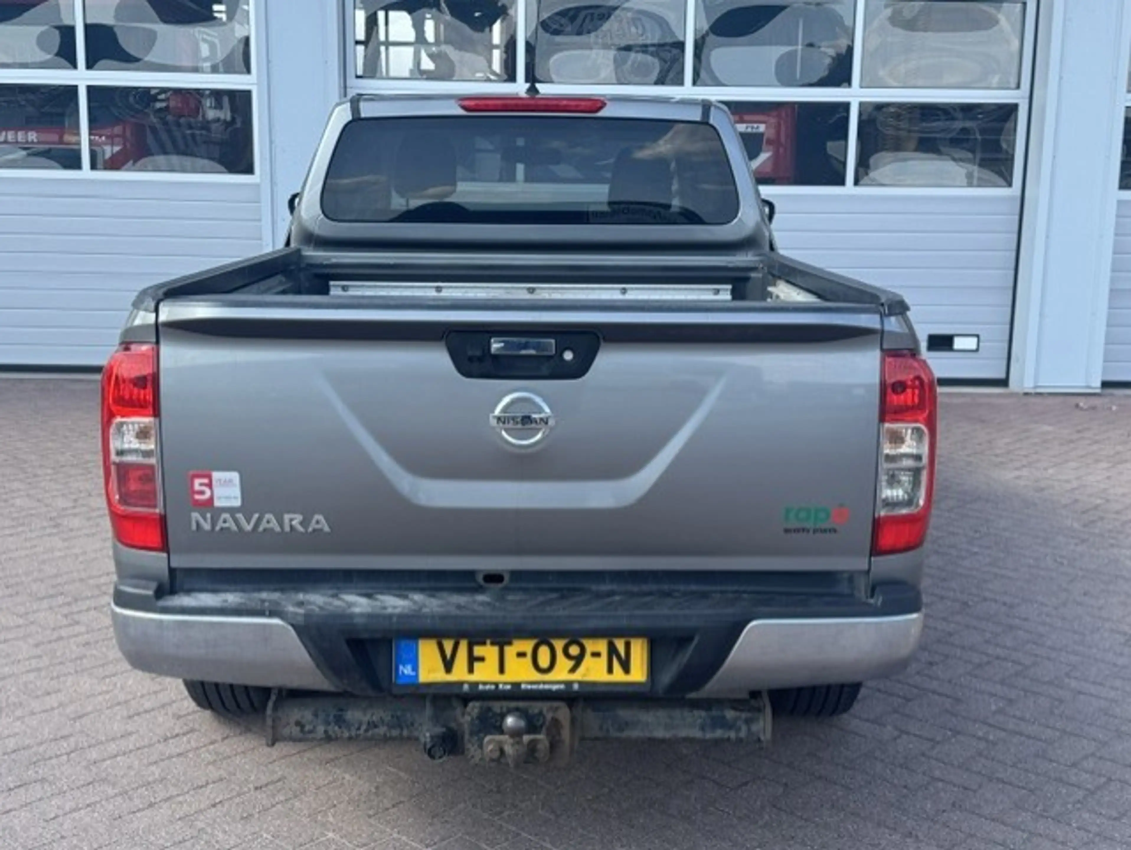 Nissan Navara 2.3 dCi N-Connecta King Cab 4WD - 1e eigenaar — photo 6