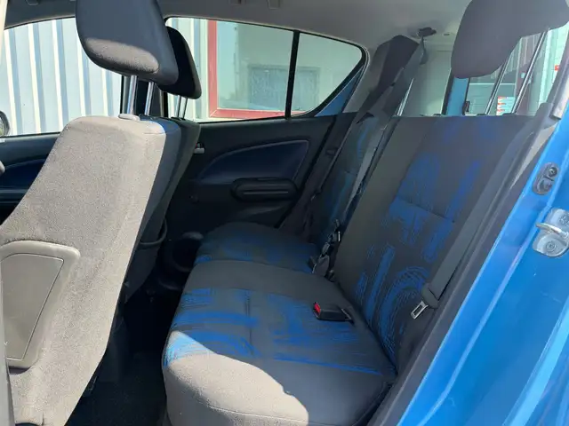 Opel Agila view 11