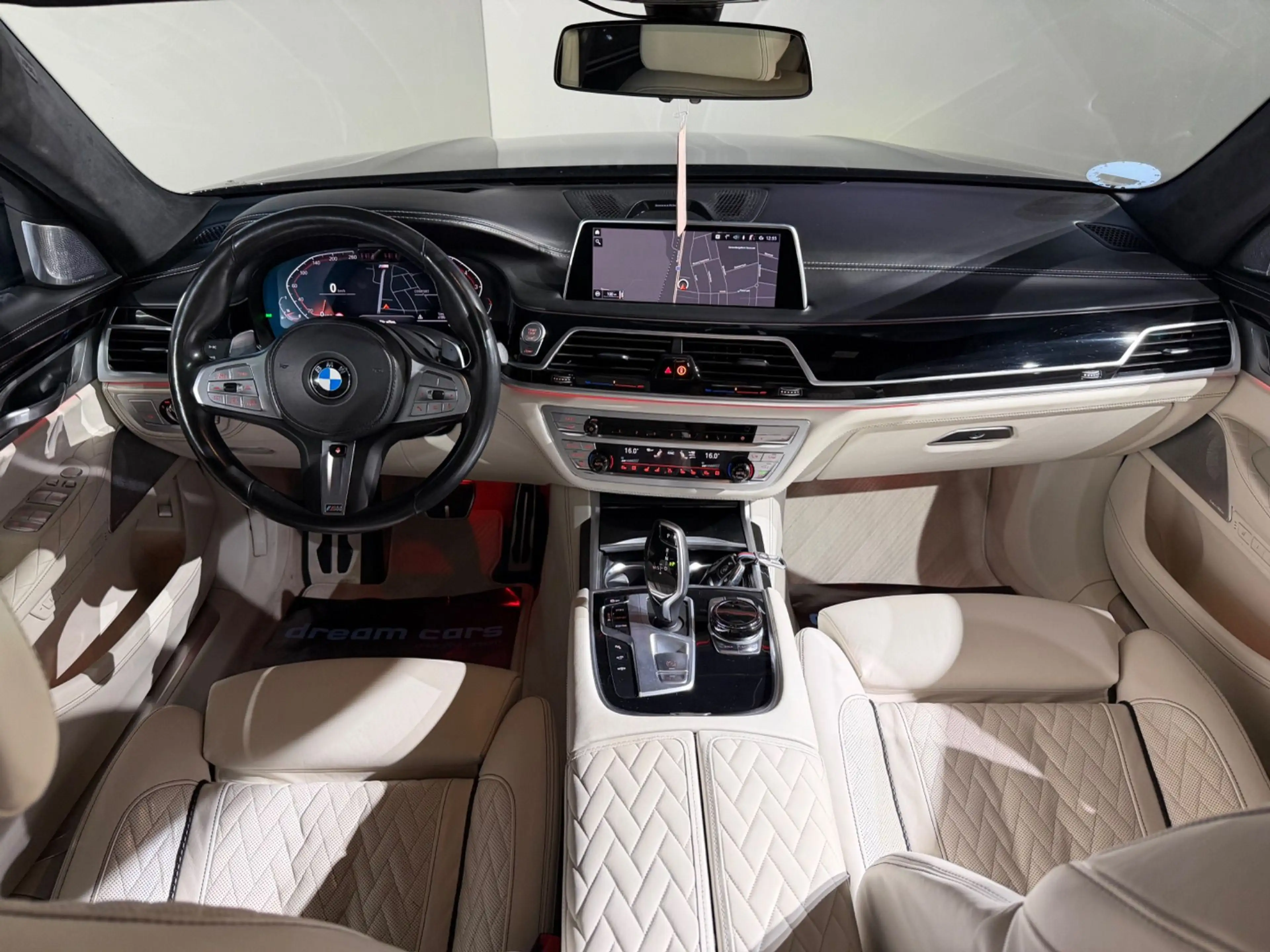 BMW 750 i xDrive Aut. M Paket / INDIVIDUAL / Vollaustattu — photo 23