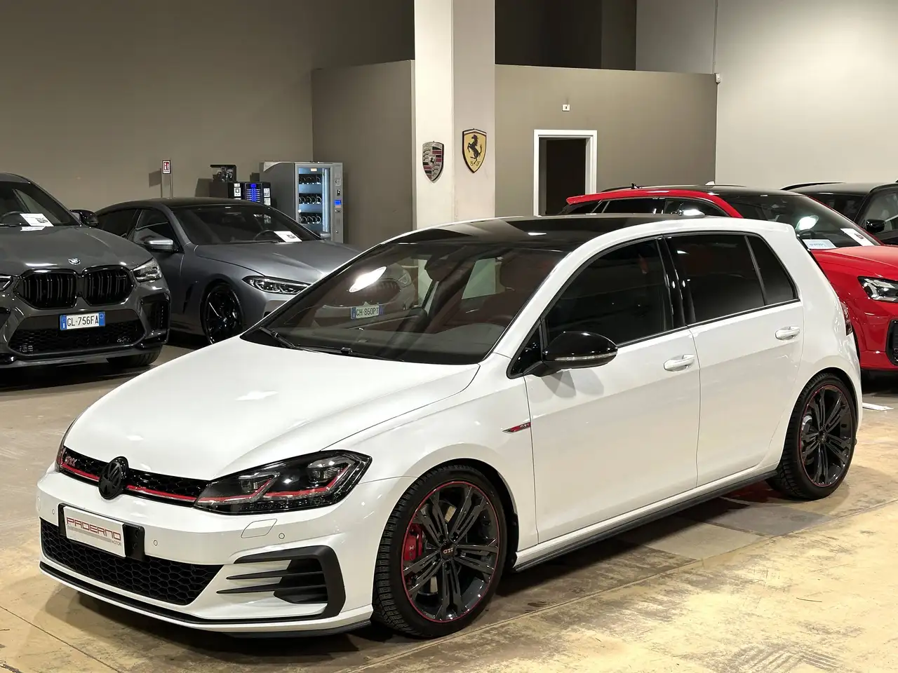 Volkswagen Golf GTI