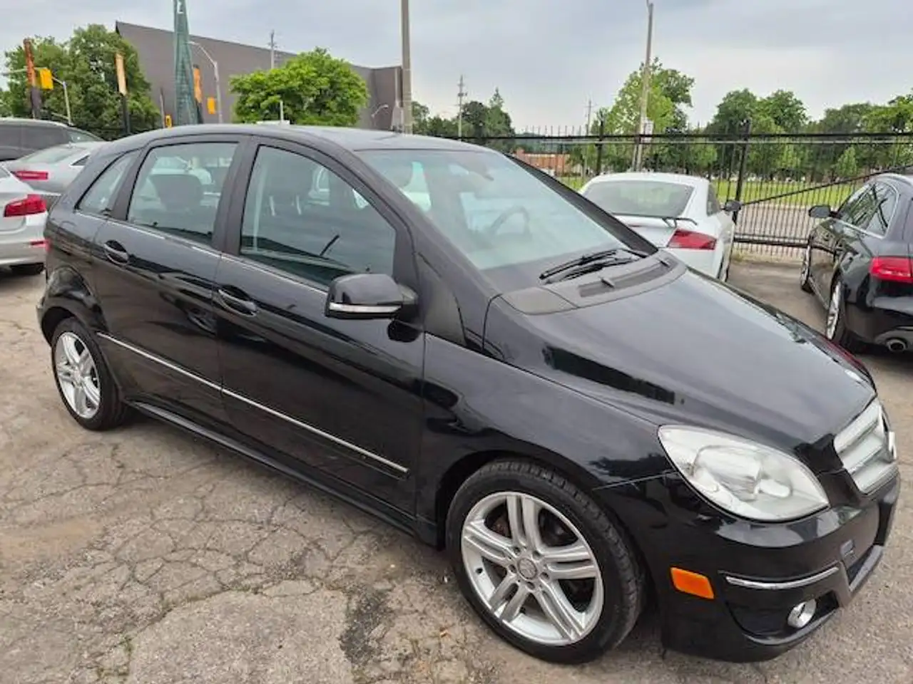 Mercedes-Benz B-Class fotografie Mercedes-Benz B-Class