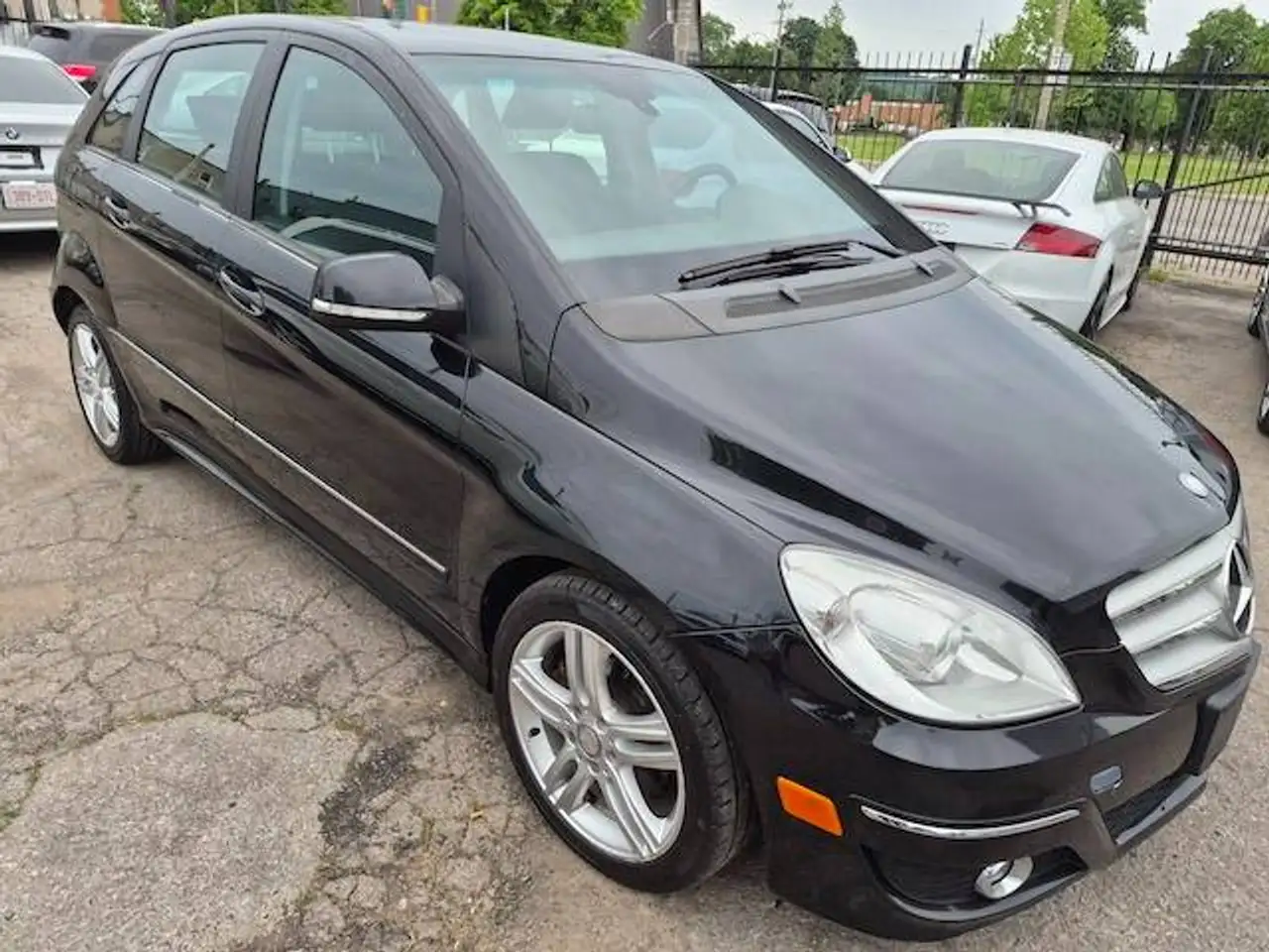Mercedes-Benz B-Class fotografie Mercedes-Benz B-Class