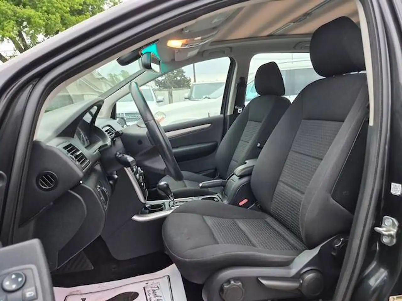 Mercedes-Benz B-Class fotografie Mercedes-Benz B-Class