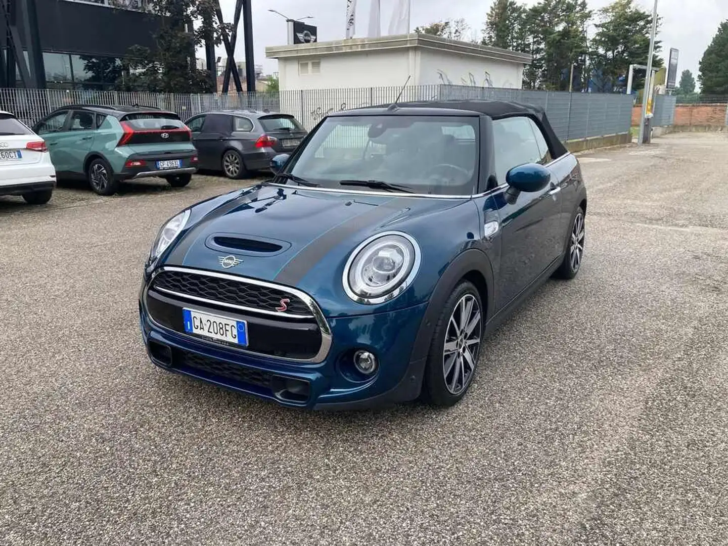 MINI Cooper S Cabrio 2.0 Cooper S - 1