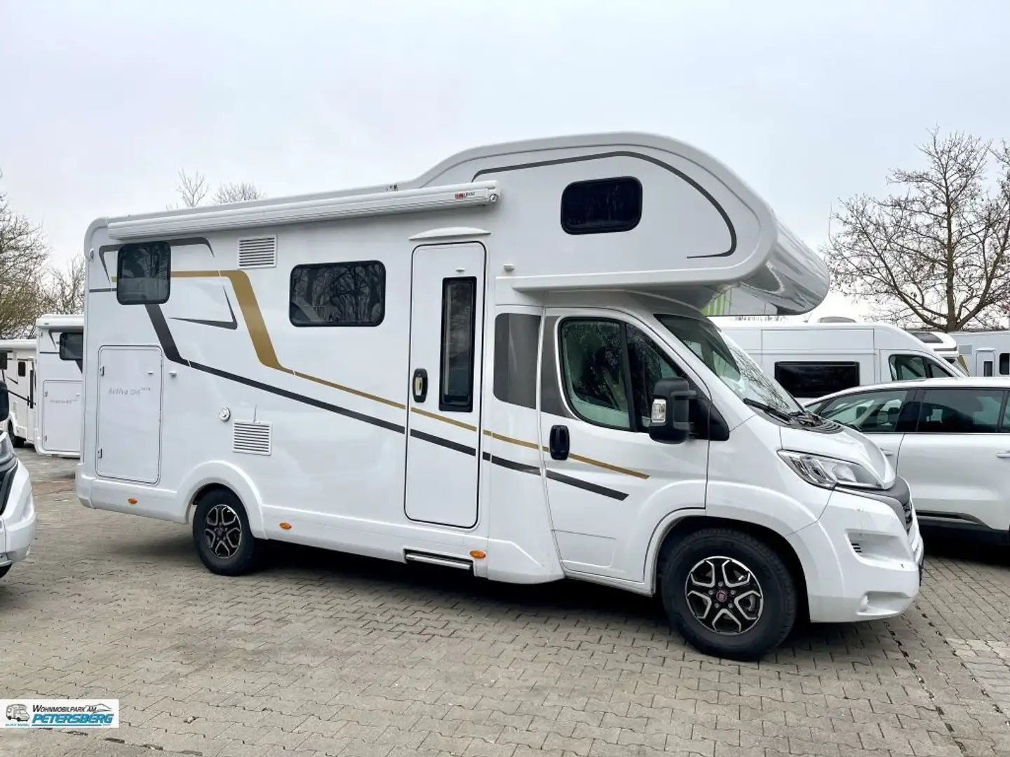 Euramobil Activa One 690 HB Travel-Paket & Lithiumbatterie - 1