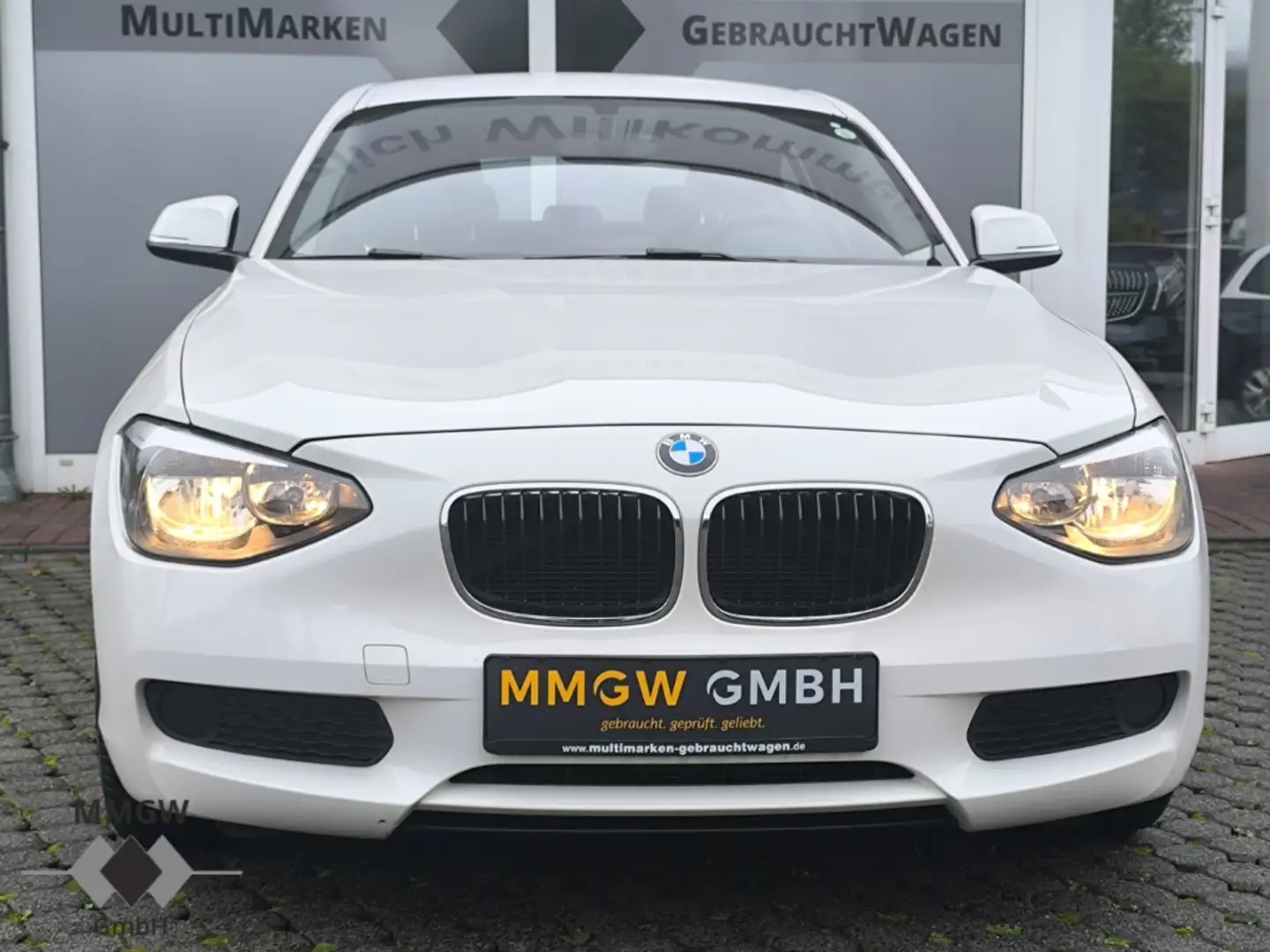 BMW 114 i Sperrdiff./Fahrerprofil/Keyless/Klima/Freisprech Weiß - 2