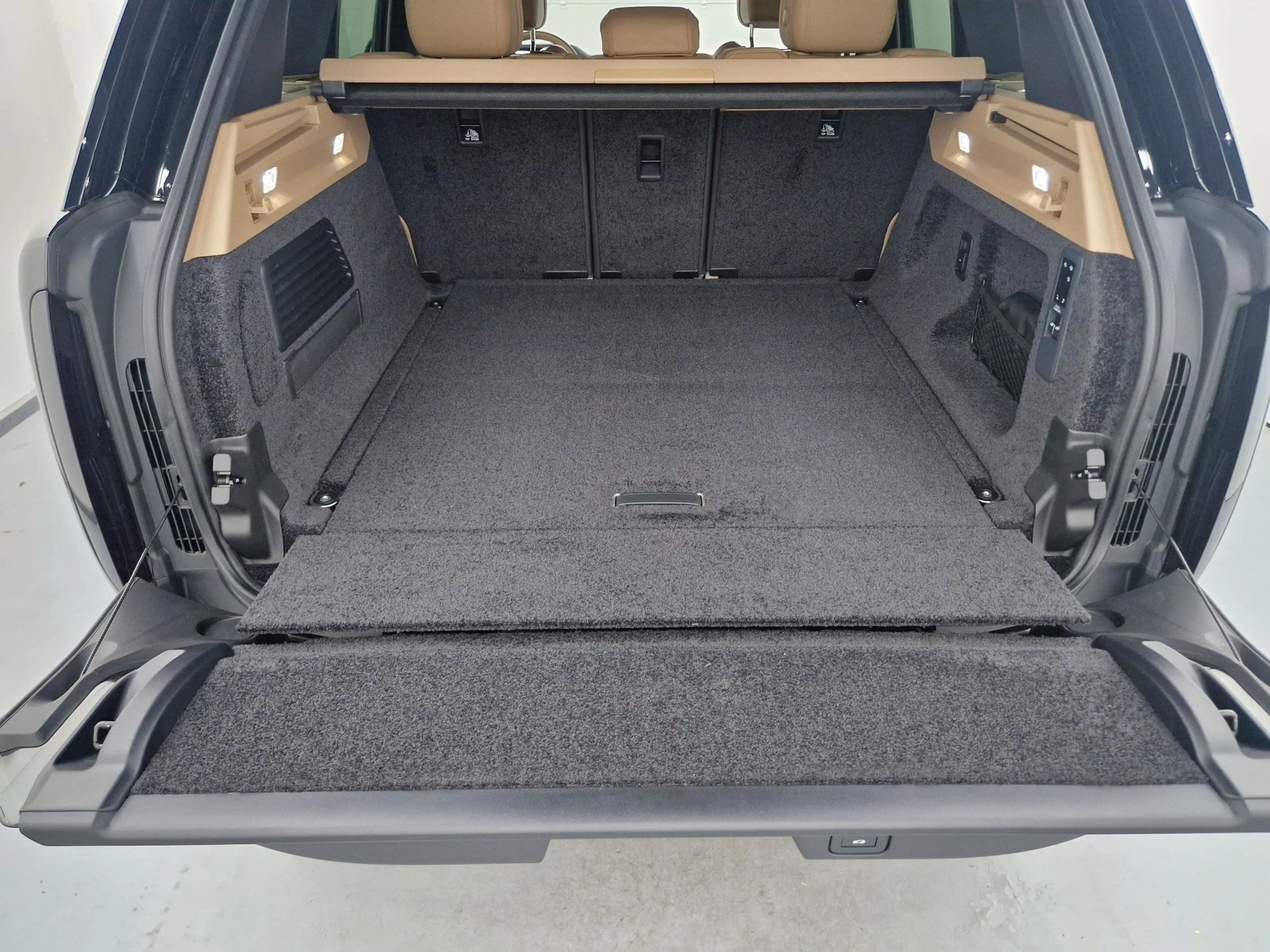 Land Rover Range Rover SWB D350 HSE Komfort Pano — photo 11