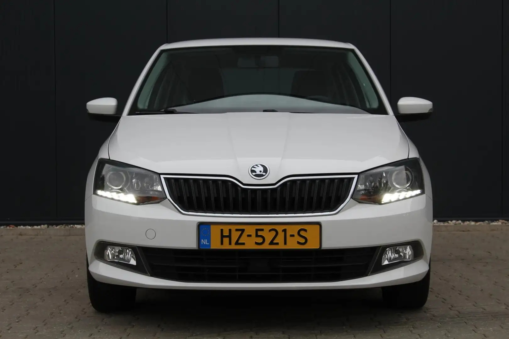 Skoda Fabia 1.2 TSI Ambition | Navigatie | Airco | Cruise cont Weiß - 2