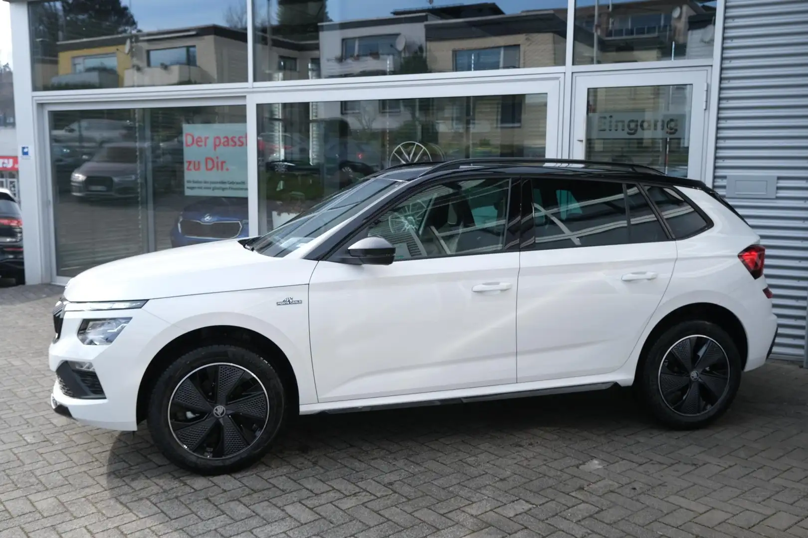 Skoda Kamiq Monte Carlo 1.0 TSI Matrix Panodach Kamera Gara... Weiß - 2