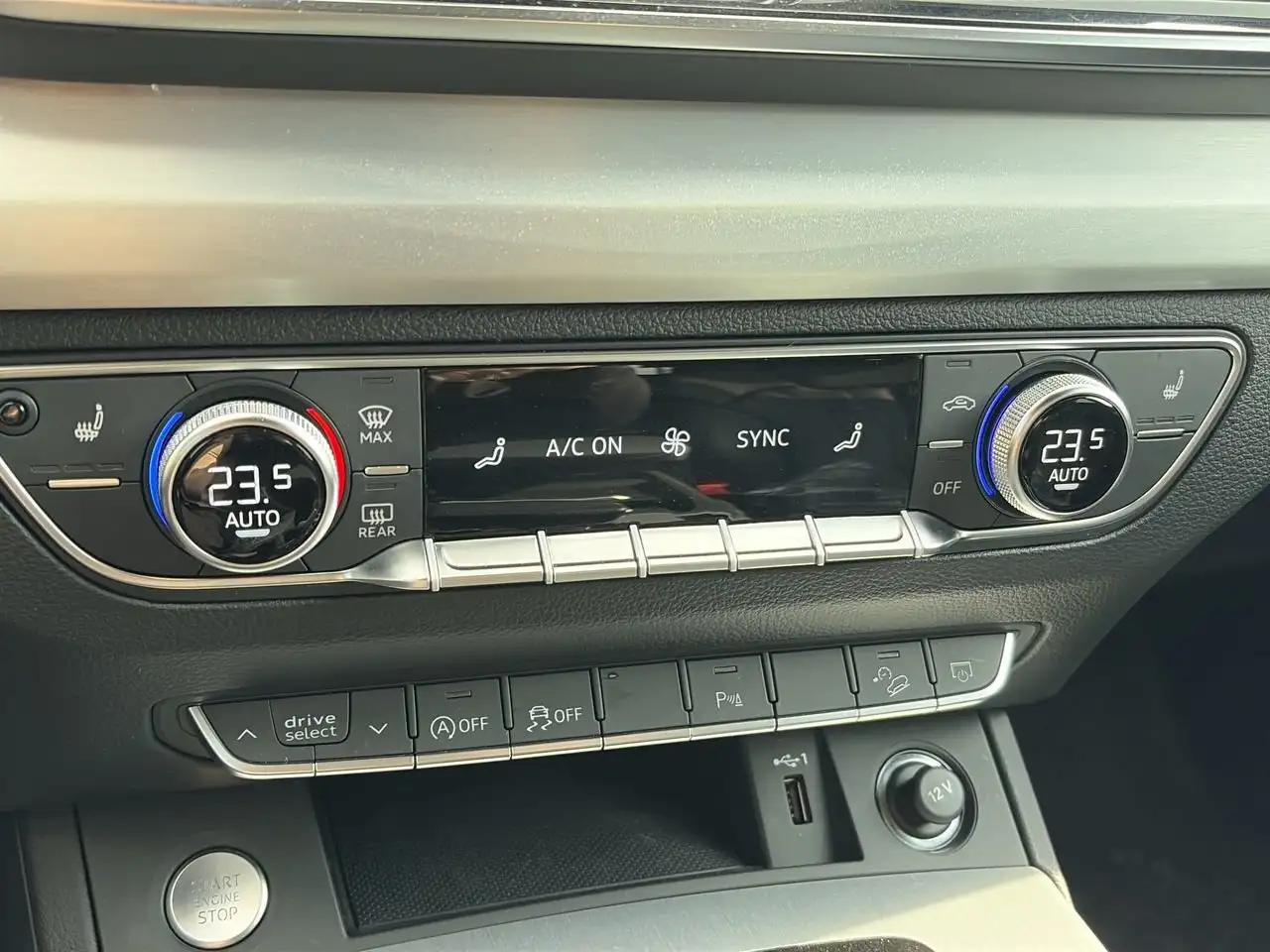 Audi Q5 снимка Audi Q5