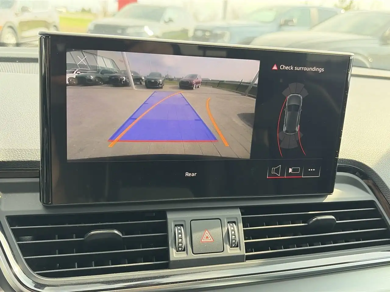 Audi Q5 снимка Audi Q5