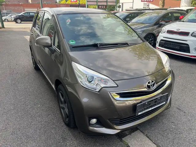 Toyota Verso-S