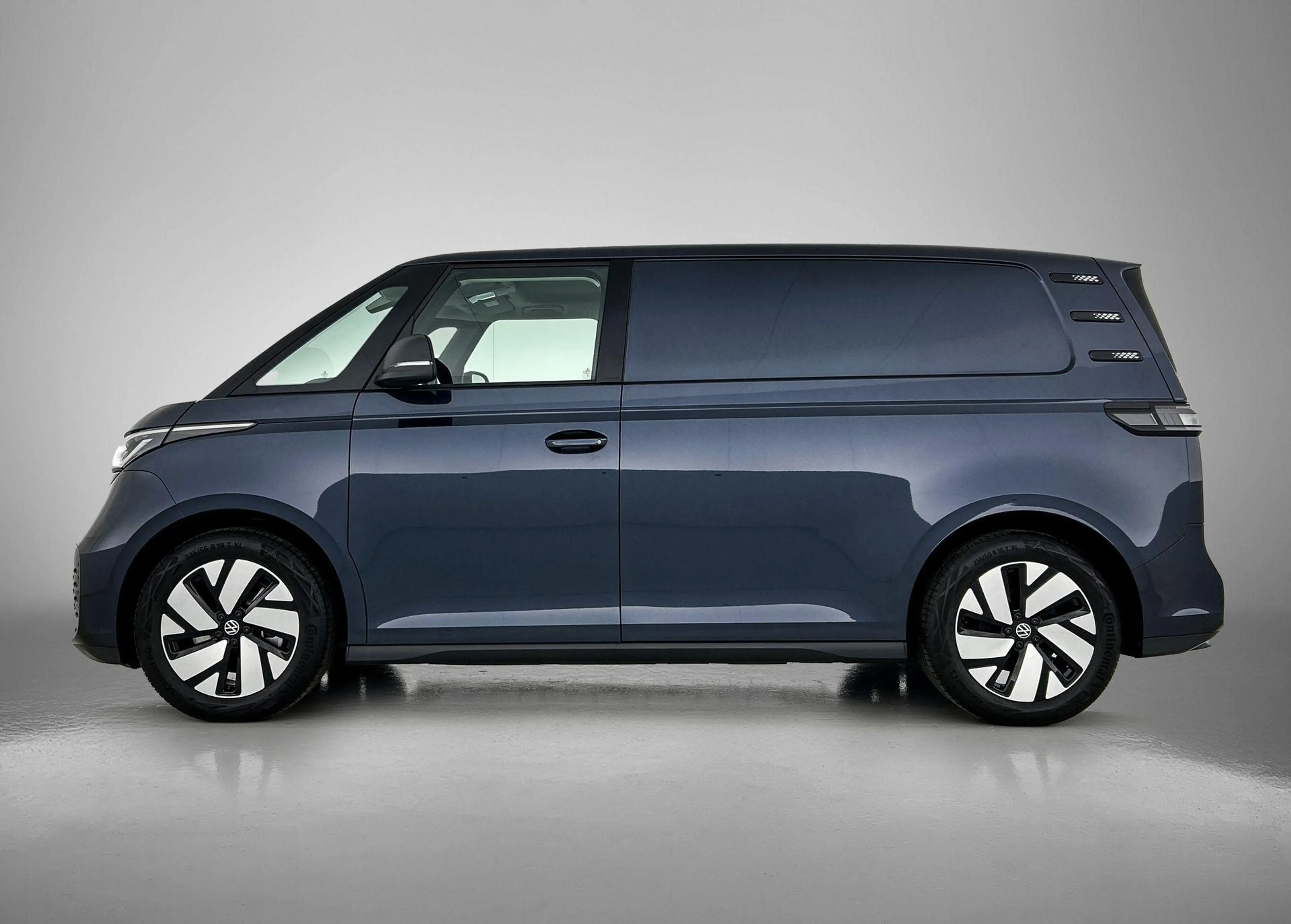 Volkswagen ID. Buzz Cargo 77 kWh | Airco | Trekhaak | Multifunctioneel stuur — photo 2