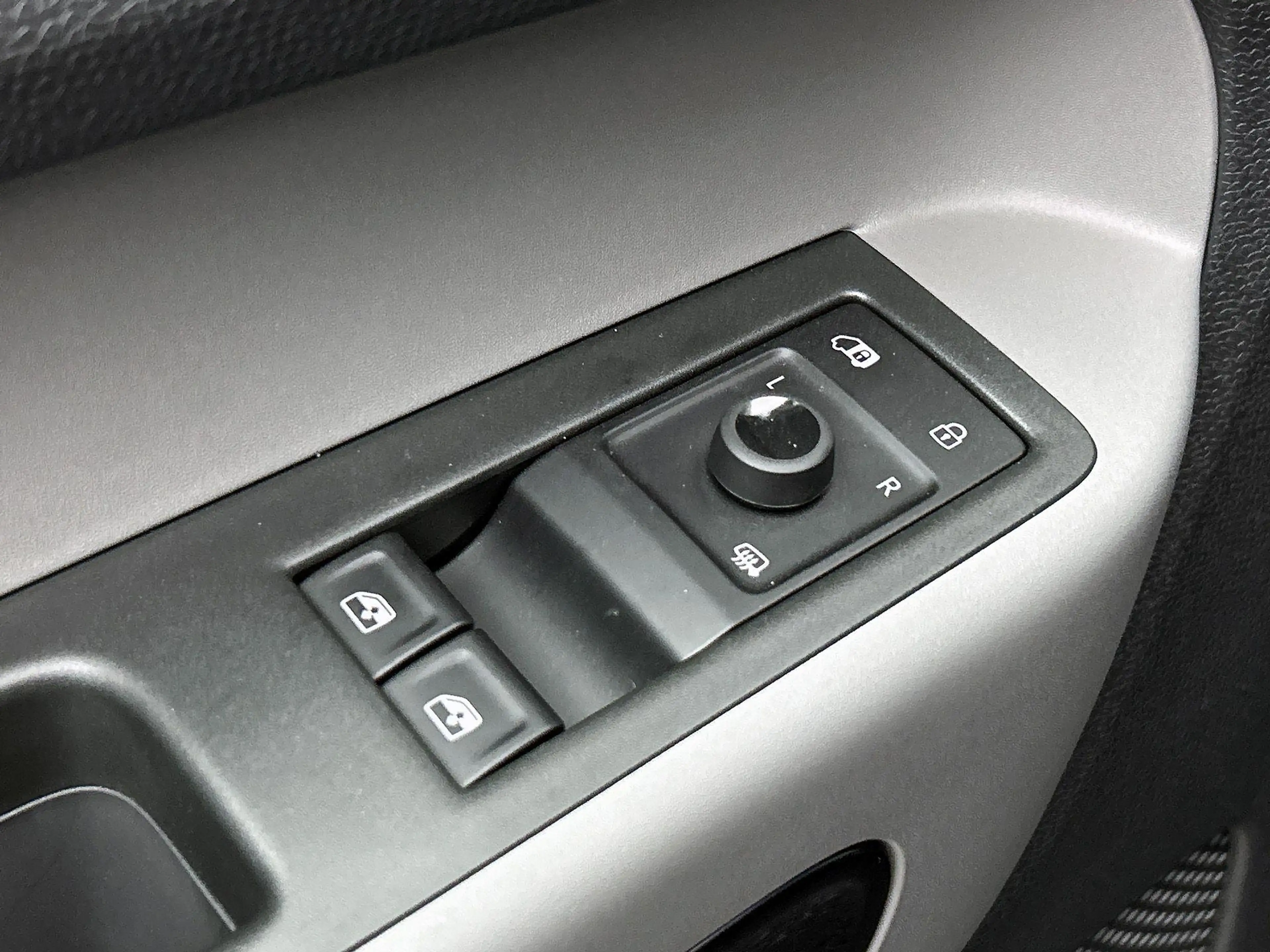 Volkswagen ID. Buzz Cargo 77 kWh | Airco | Trekhaak | Multifunctioneel stuur — photo 15