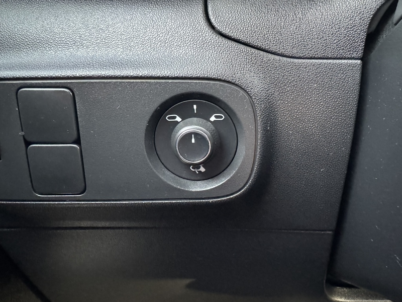Citroen C3 1.2 PT Shine | AUT | KEY LESS | APPLE CARPLAY | — photo 21