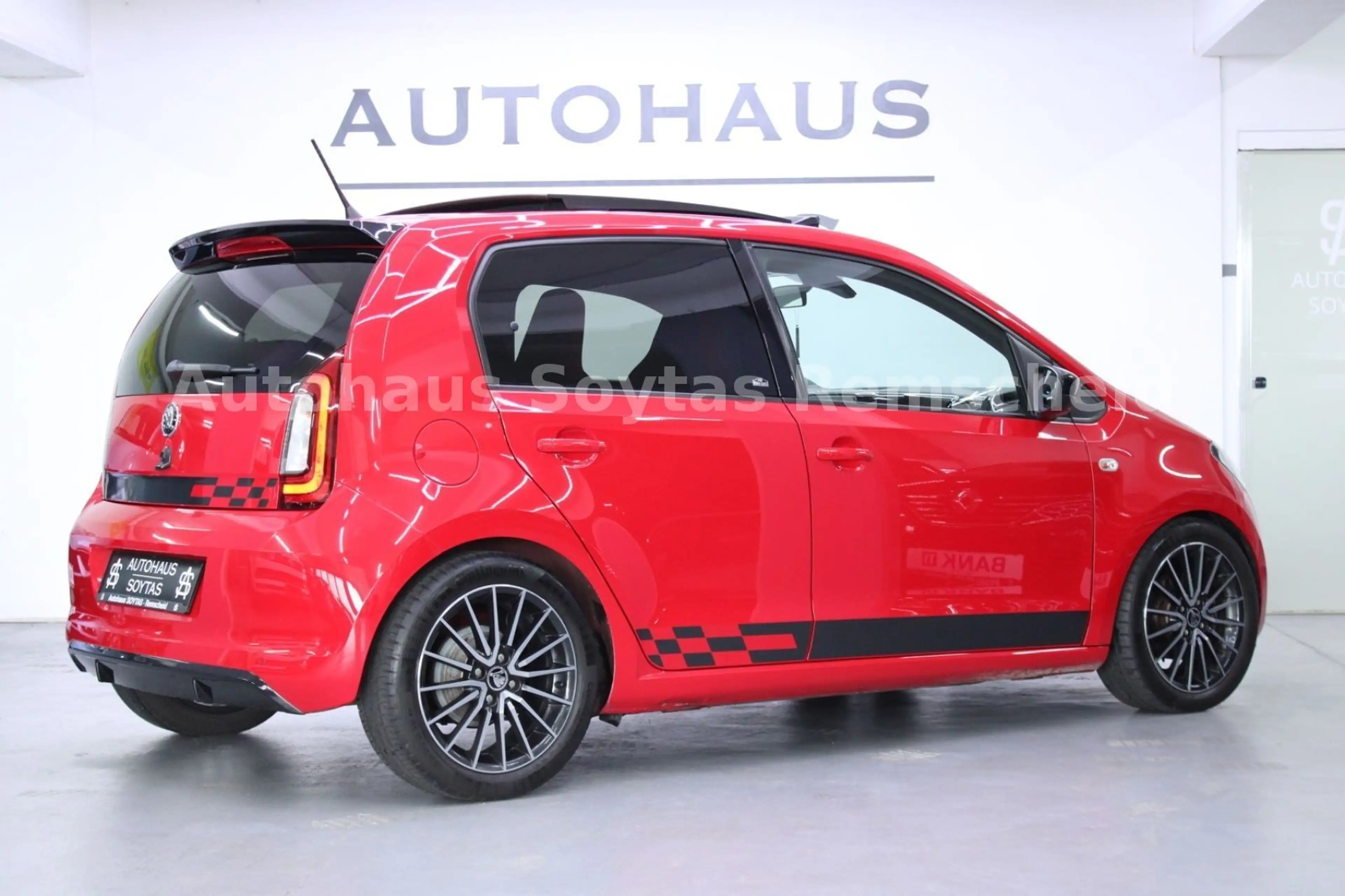Skoda Citigo Monte Carlo I PANO I SHZ I PDC I DEEP — photo 11