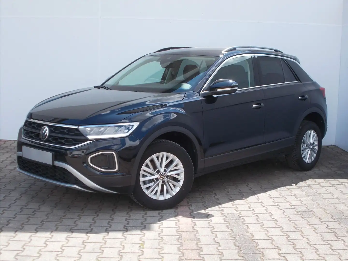 Volkswagen T-Roc Life mit vielen Extras !!! Schwarz - 2