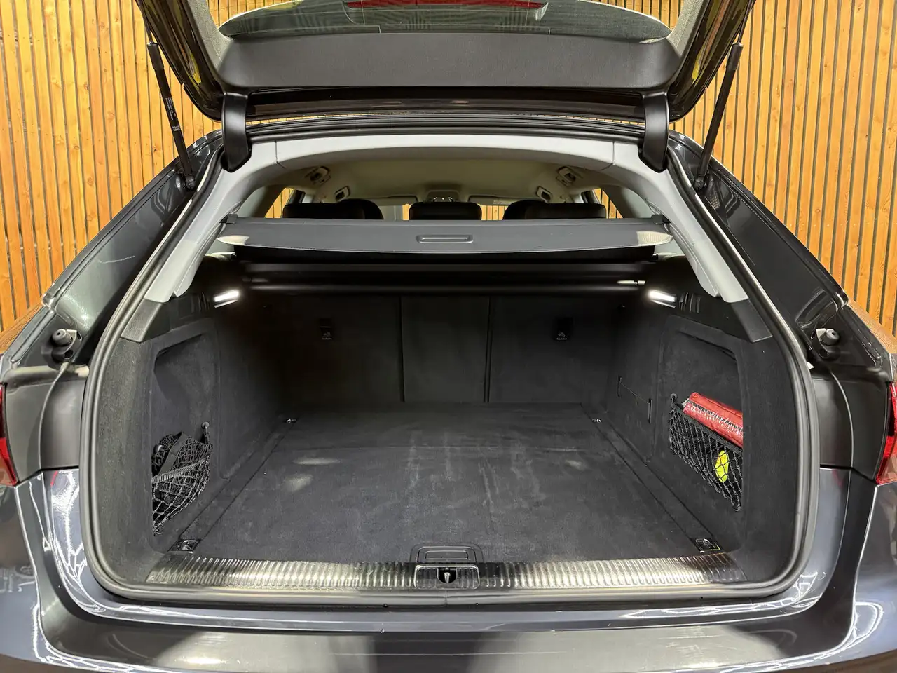 Audi A4 Avant adv. 40 TFSI Aut Navi*Kam*ACC*LED*Leder, миниатюра 8