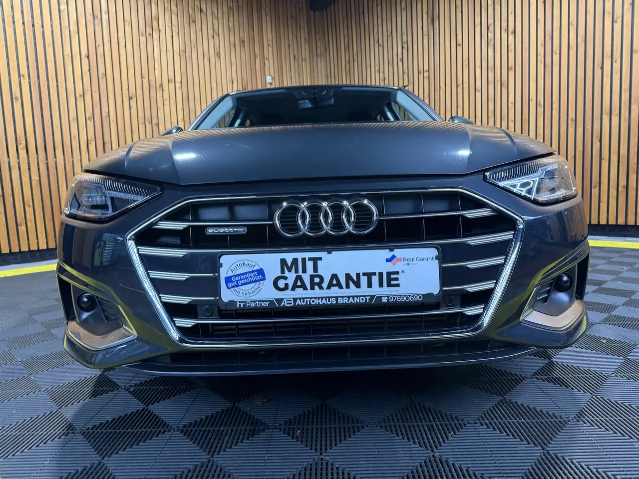Audi A4 Avant adv. 40 TFSI Aut Navi*Kam*ACC*LED*Leder, миниатюра 2