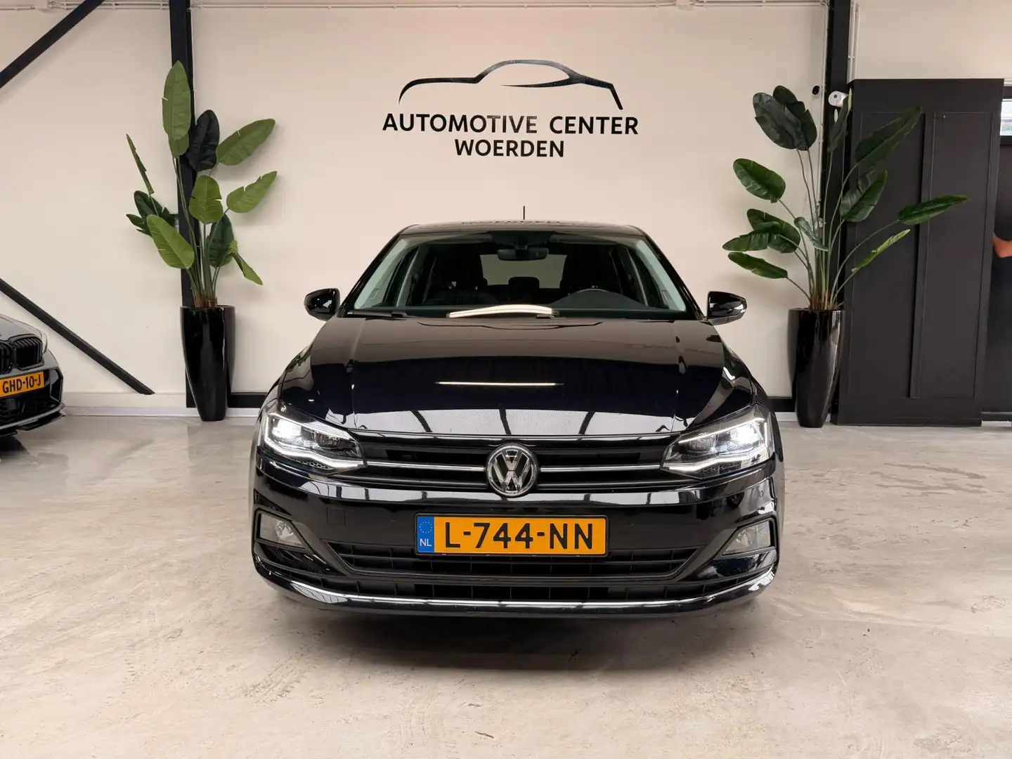 Volkswagen Polo 1.0 TSI Highline DSG LED CLIMA CAMERA Noir - 2