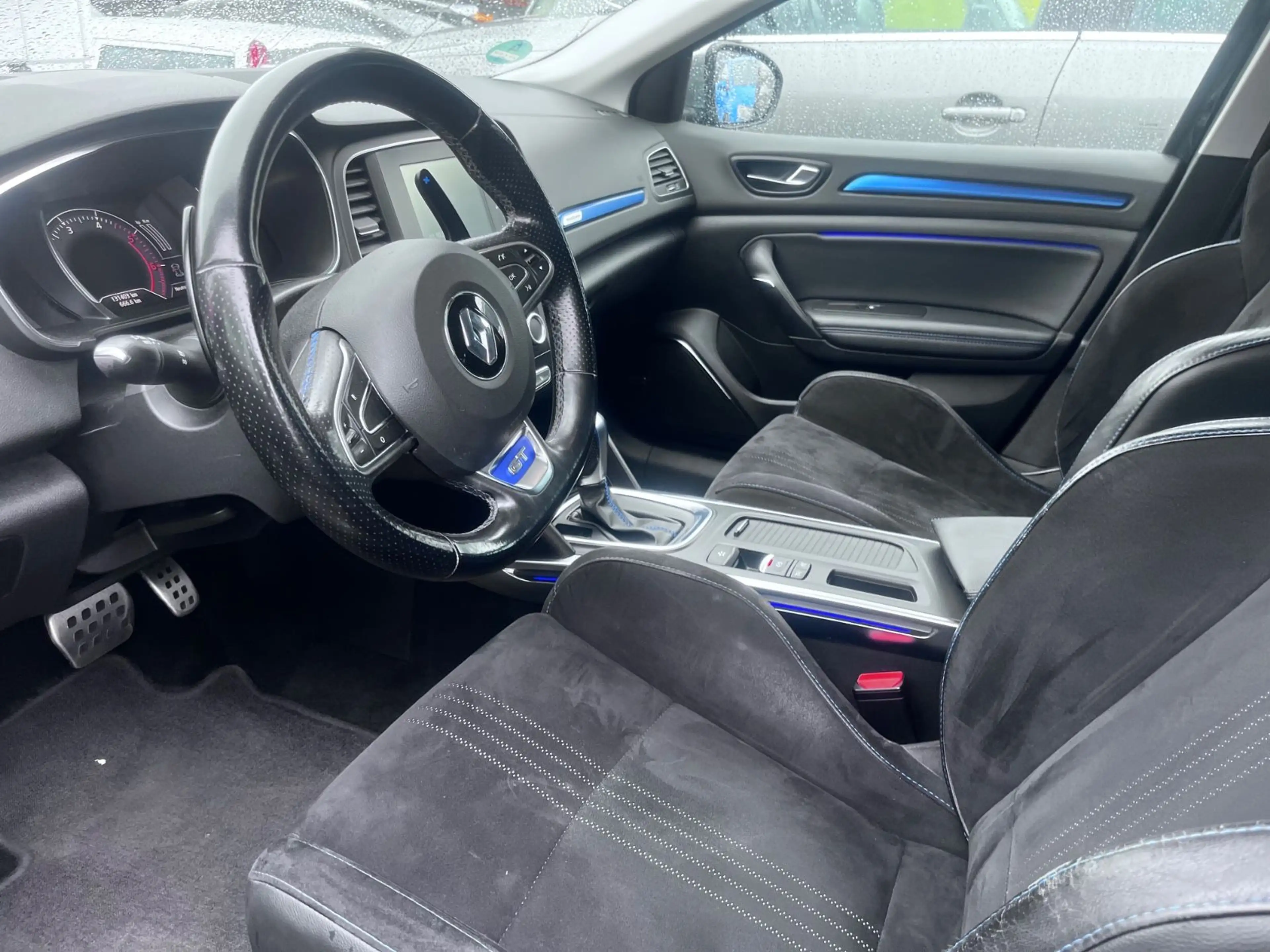 Renault Megane IV Grandtour GT Bose Tüv +Insp Neu — photo 11