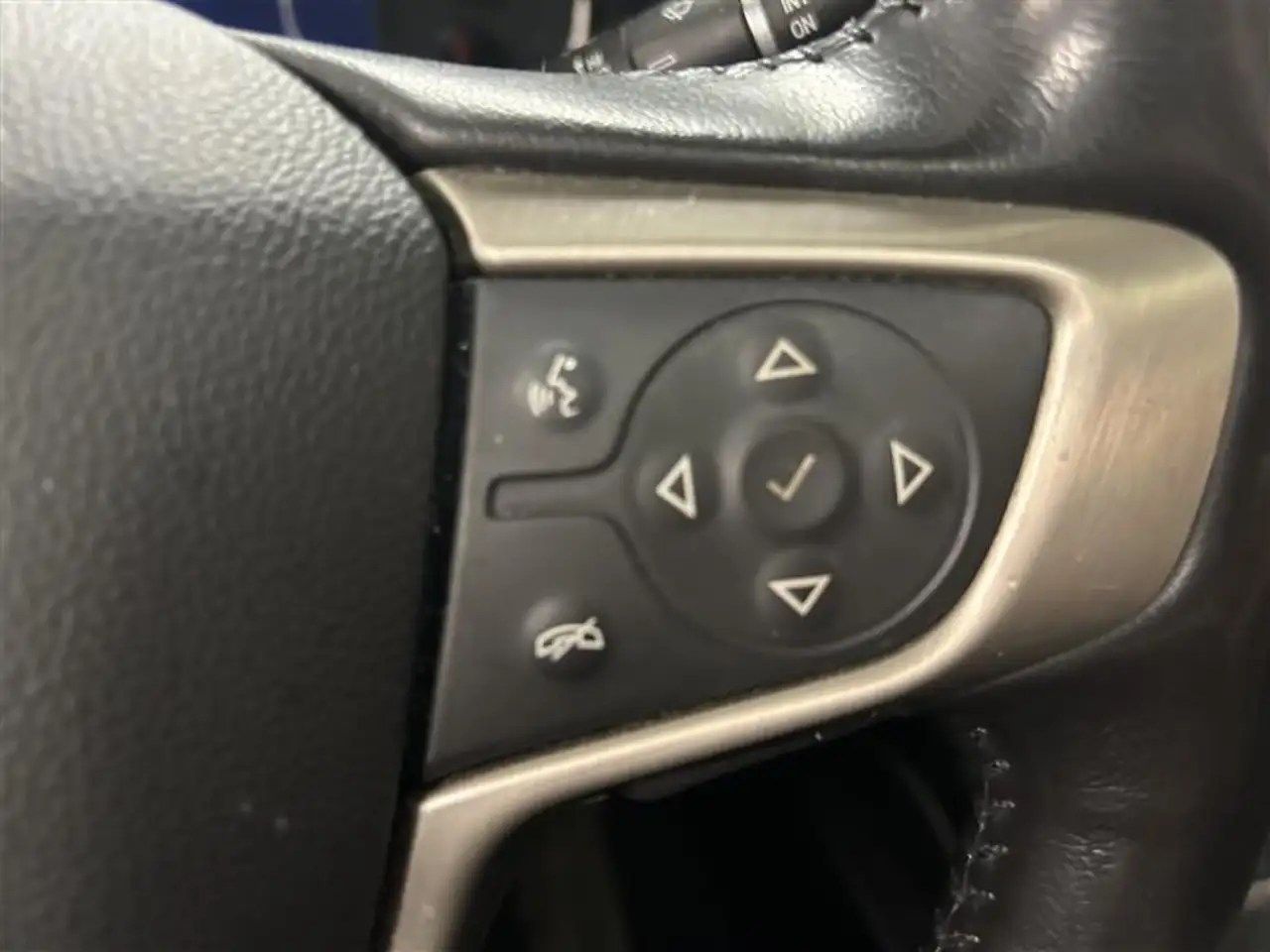 GMC Acadia снимка GMC Acadia