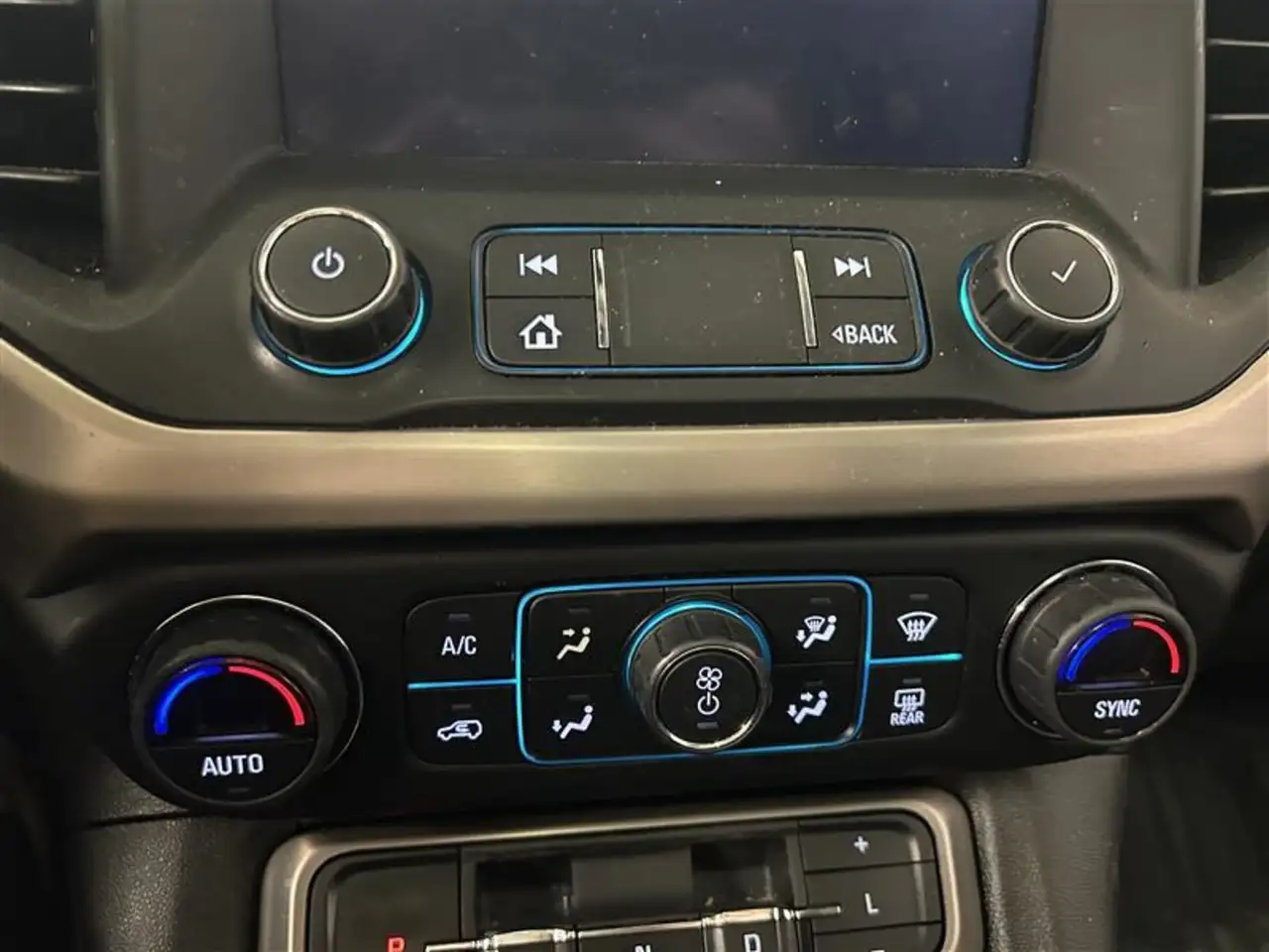 GMC Acadia снимка GMC Acadia