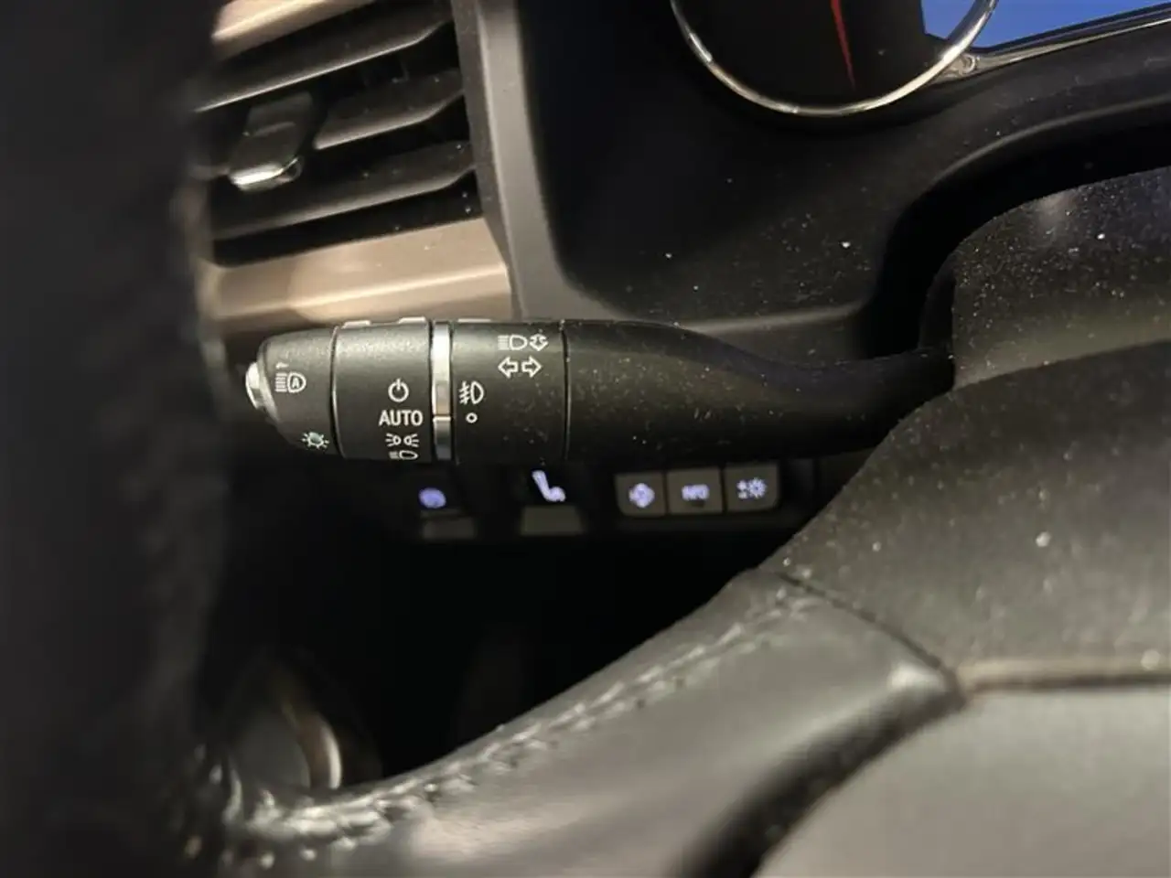 GMC Acadia снимка GMC Acadia