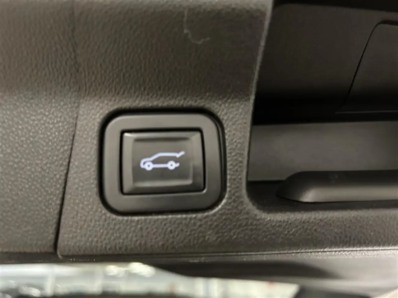 GMC Acadia снимка GMC Acadia