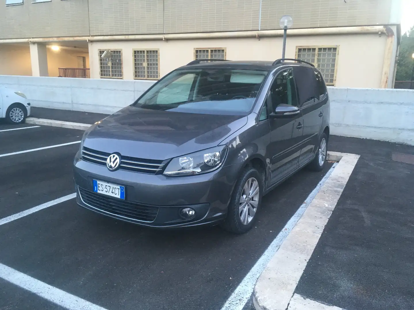 Volkswagen Touran 1.4 tsi Highline ecofuel M 150cv Grigio - 1