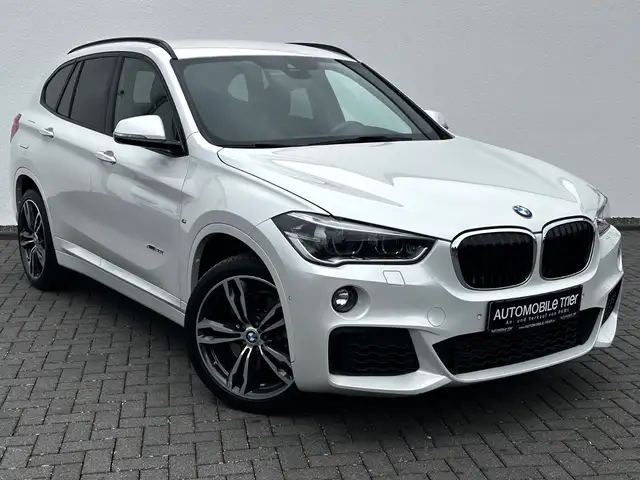 BMW X1 view 3