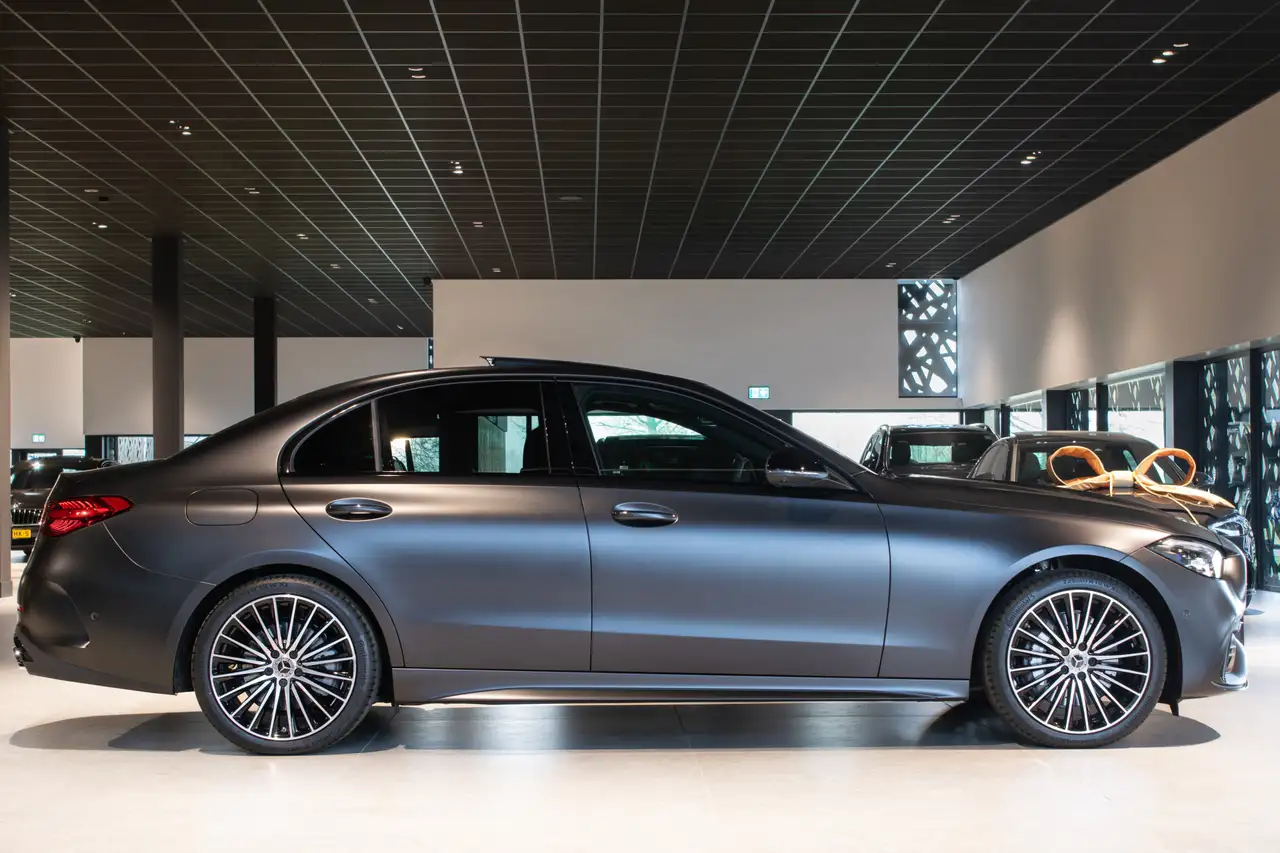 Mercedes-Benz C-Class 2026