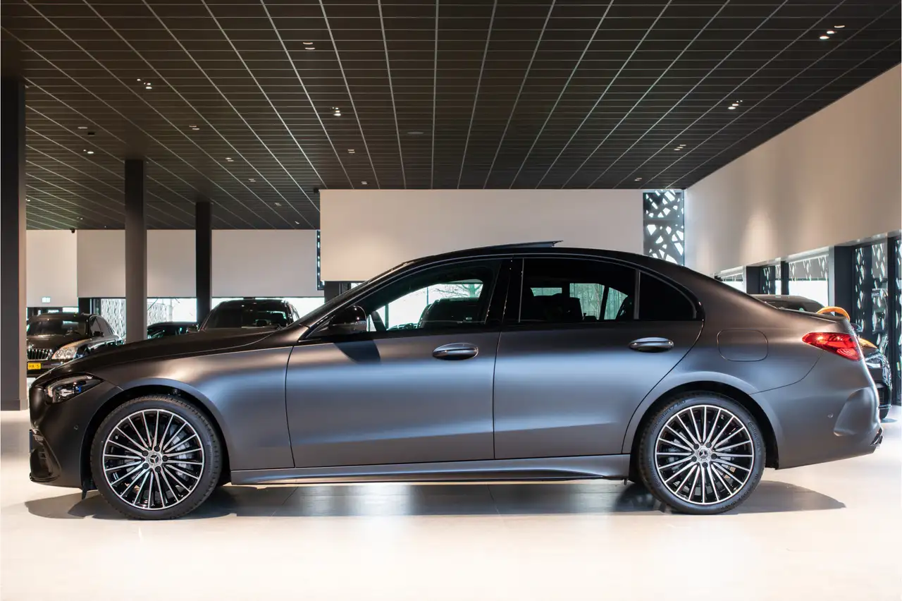 Mercedes-Benz C-Class 2026
