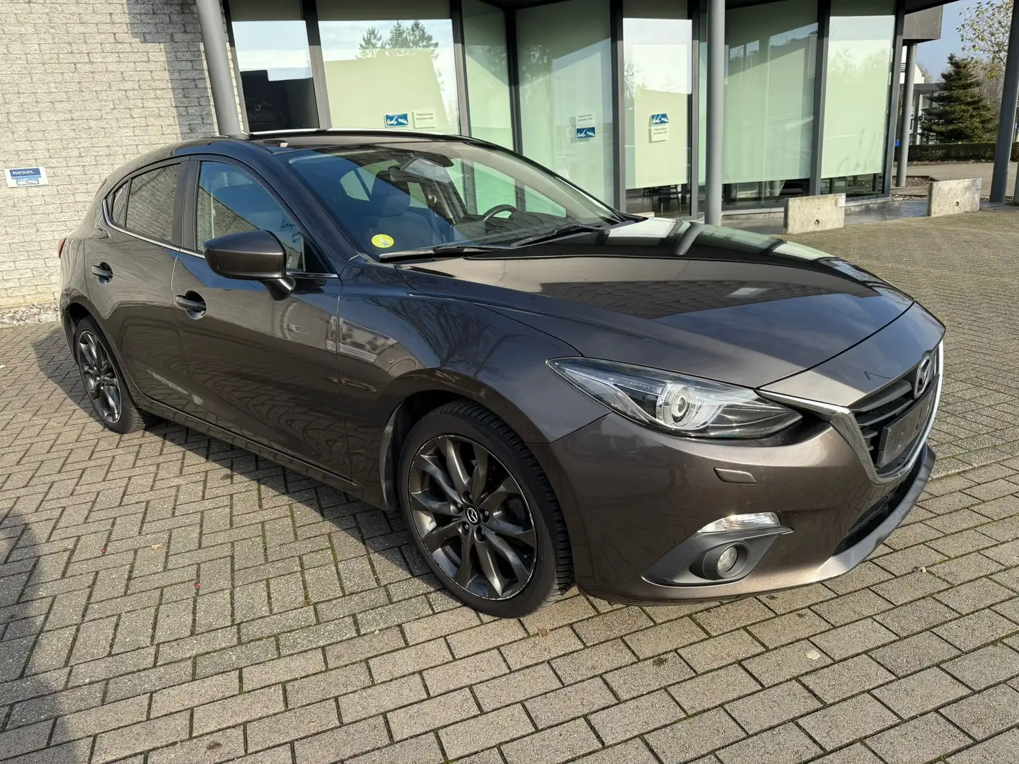 Mazda 3 3 1.5 D Skycruise GARANTIE 1 AN/JAAR Grau - 2