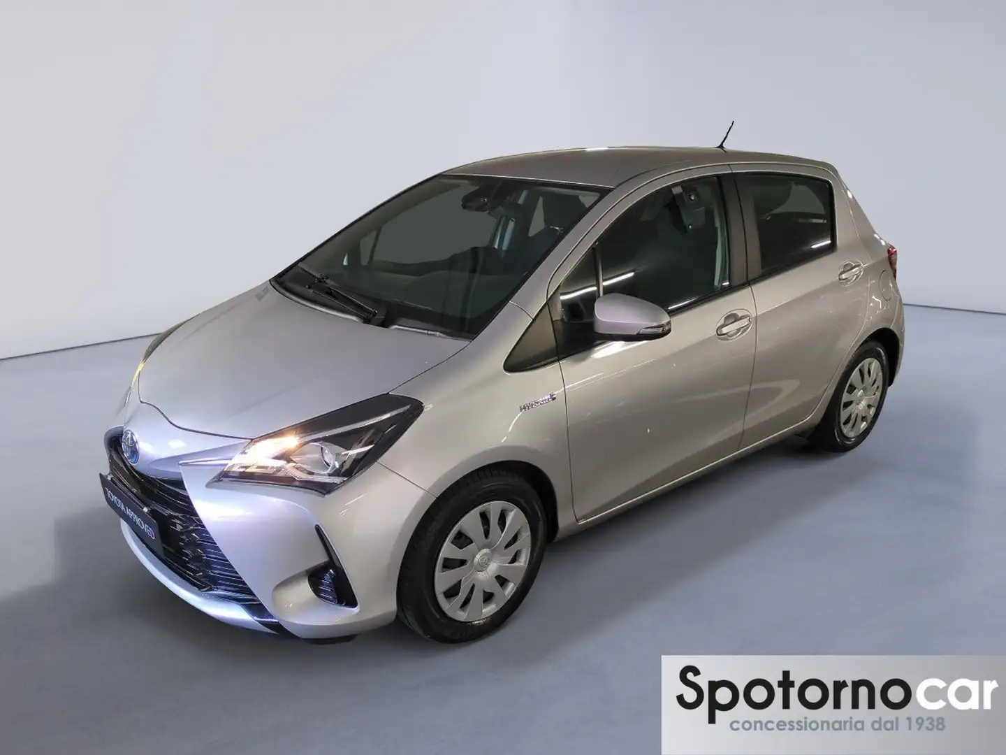 Toyota Yaris Yaris 1.5 Hybrid 5 porte Cool - 1