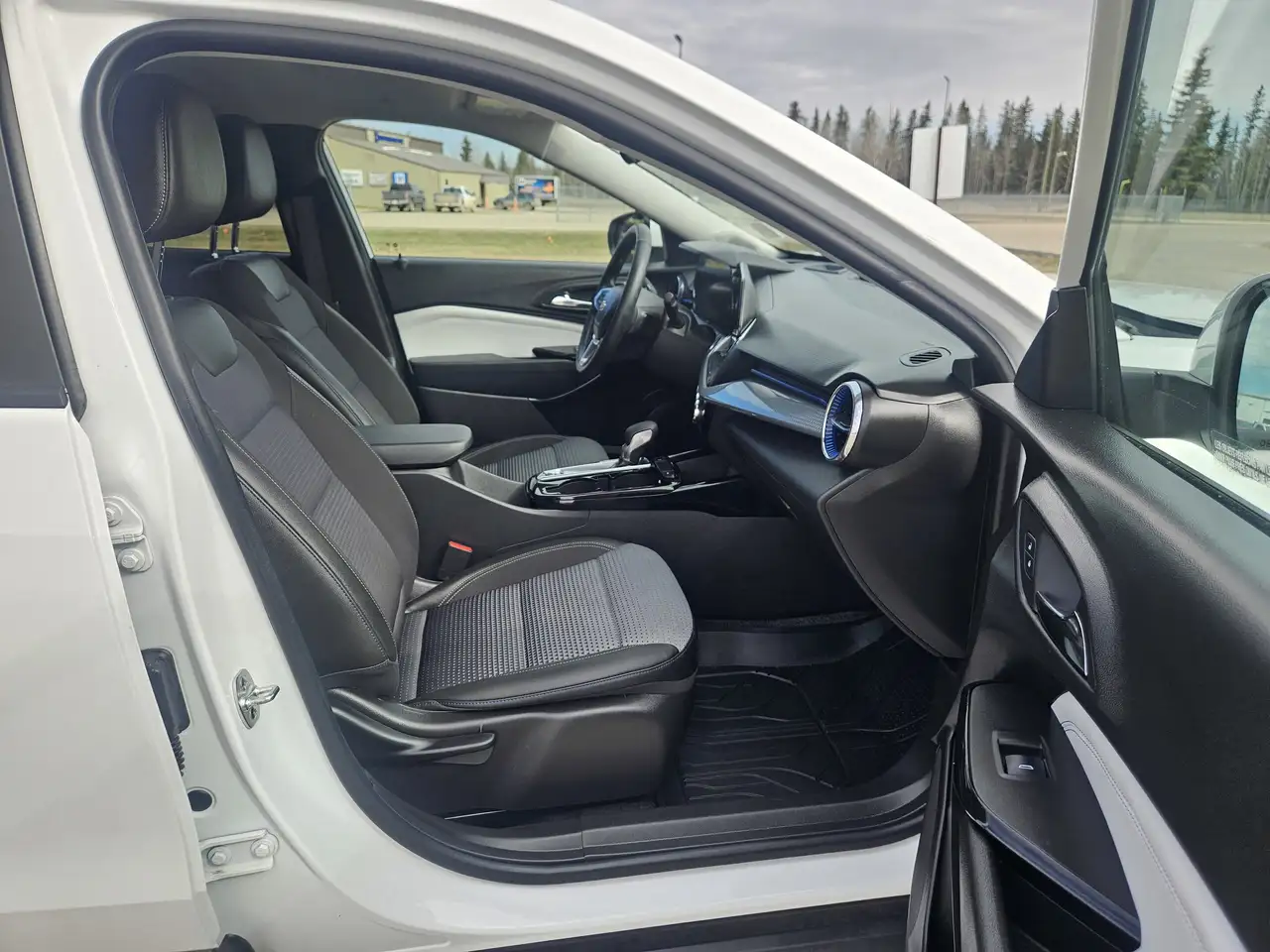 Chevrolet Trax снимка Chevrolet Trax