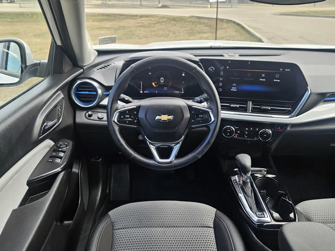Chevrolet Trax снимка Chevrolet Trax